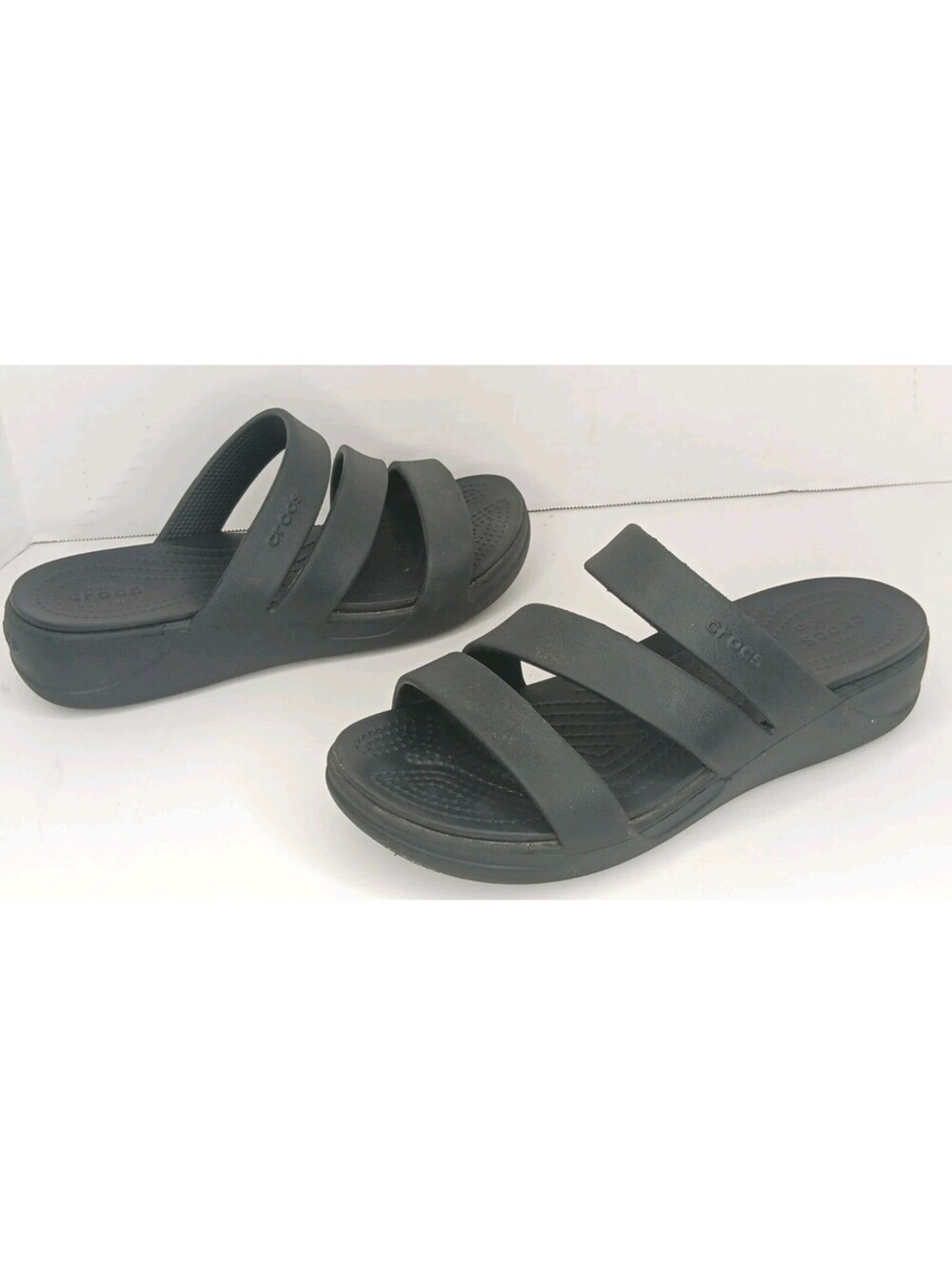 Crocs Monterey Dual Comfort Strappy Wedge Black Sandals Women Size 9 (206304)